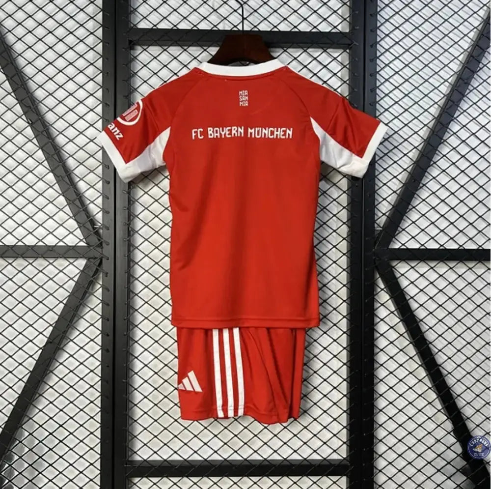 Kits Enfants FC Bayern 2025/26 Domicile
